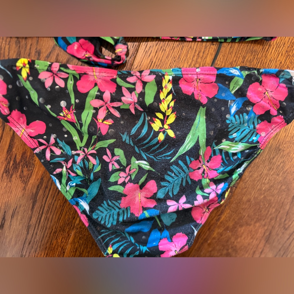 Girls'  10-12 bathing/swim suit bundle - Picture 5 of 9
